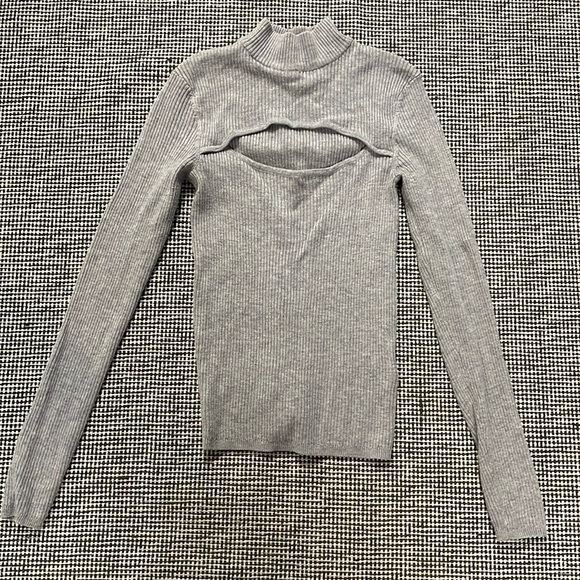 H&M Lightweight Sweater Keyhole Mock Neck Top - Picture 4 of 6